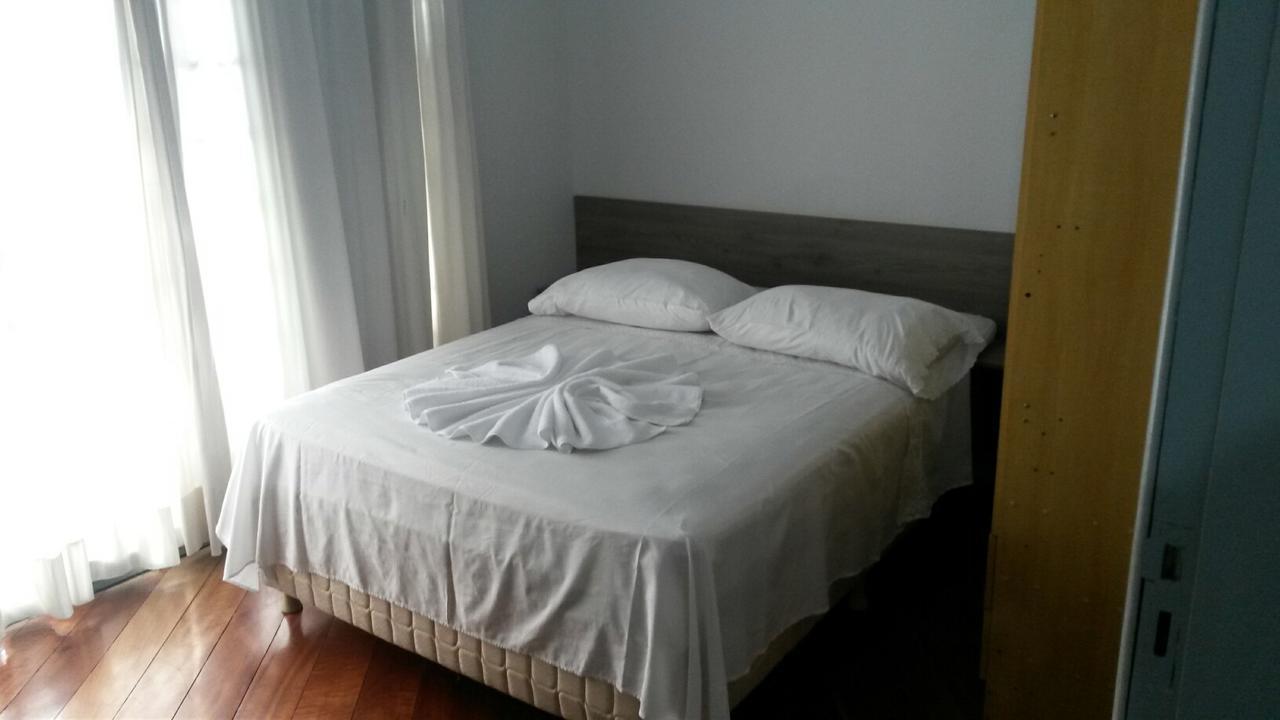 Rocha'S Hotel 瓜拉普阿瓦 外观 照片